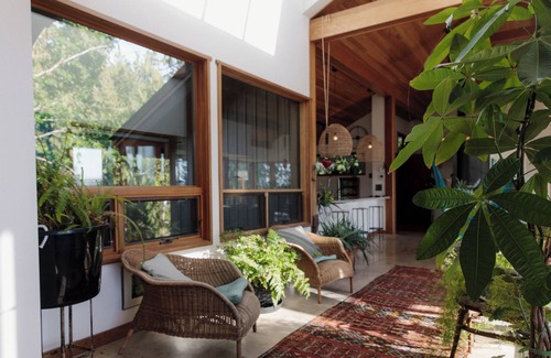 Bowen Island Casa | Bowen Boho House | Ultra-Luxury