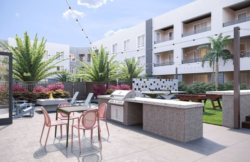 Midway District Apartamento | Bowen: Cozy 1-Bedroom Apartment with AC & Fitness Center in Vibrant Point Loma