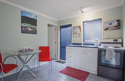 Bowentown Casa | Bowentown Relax - Waihi Beach Downstairs Unit