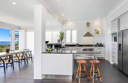 Manly Casa | Bower House - Fairy Bower