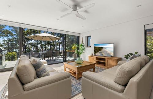 Huskisson Casa | Bowie's Beach House by Experience Jervis Bay