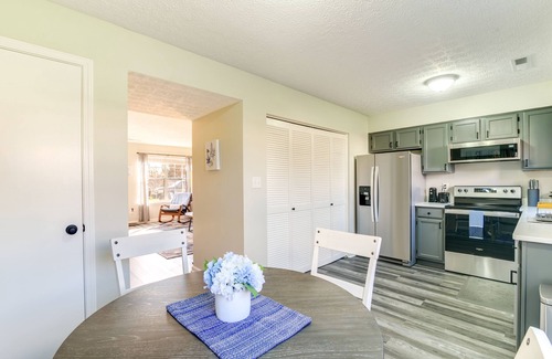 Bowling Green Casa | Bowling Green Townhome: 4 Mi to Lost River Cave!