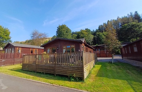 Troutbeck Cabina | Bowness Lodge - a holiday lodge that sleeps 4 guests in 2 bedrooms