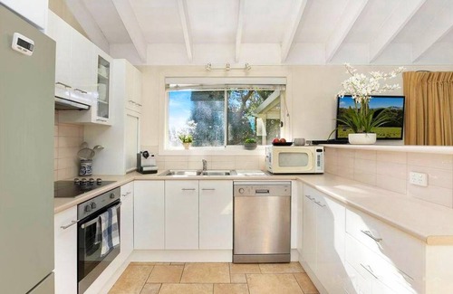 Burradoo Casa | Bowral Long Stay Weekender- Make This Your Own Country Weekend Getaway