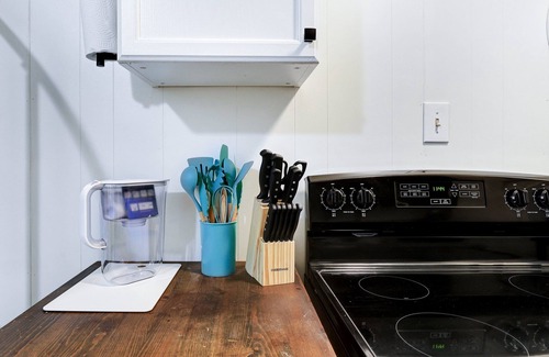 Fair Oaks Ranch Otro | Box 3- A Birdy Vacation Rental