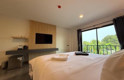 Sattahip Hotel | BOX BOX Hotel and Sports Restaurant