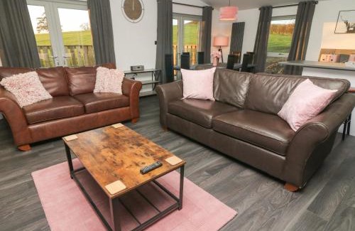 Wennington Casa | Box Tree Escapes