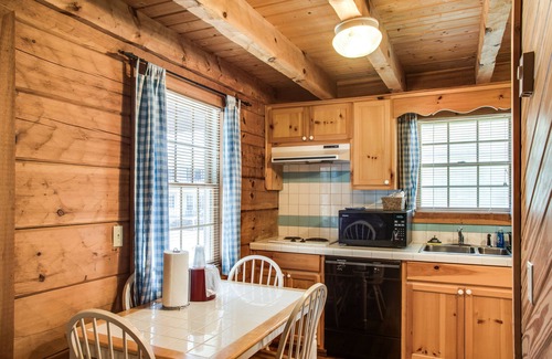 Blowing Rock Hotel | Boxwood Lodge