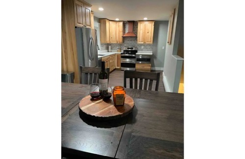 Boyne City Casa | Boyne Mountain/Deer Lake-ski ,golf, fall colors and SkyBridge!