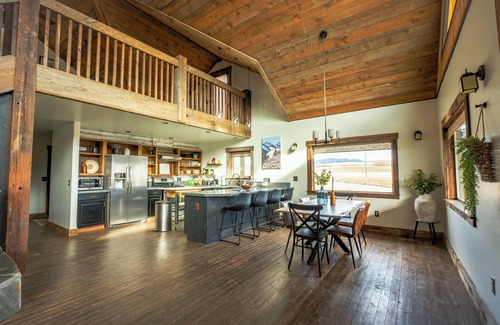 Bozeman Casa | Bozeman Country Retreat ~ Big Sky Views