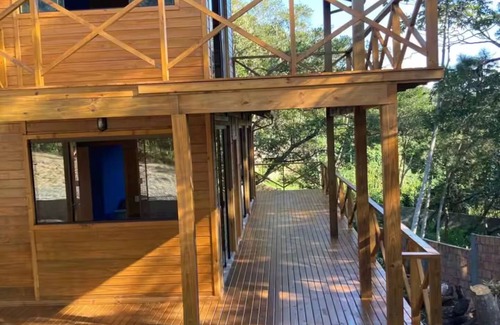 Barra da Lagoa Casa | House with a view - 5 min from Lagoa - Floripa