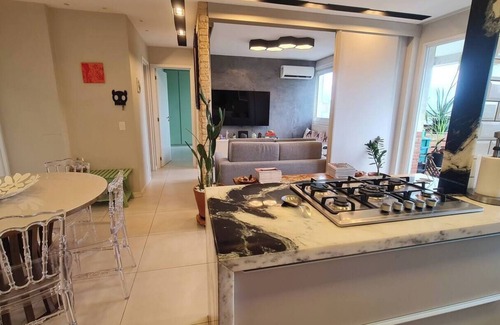 Jacarepagua Apartamento | Casa ArthAbio – Chic Apartment with Stunning Mountain Views in Olympic Barra