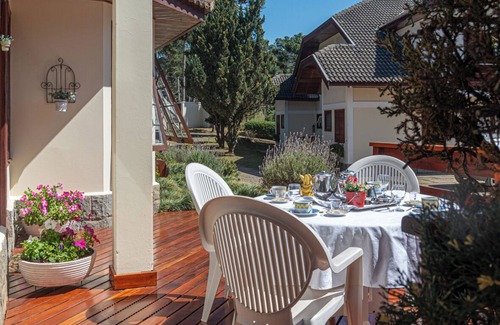 Jardim Andira Cabaña | High standard house in gated community