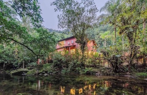 Litoral de Sao Paulo Villa | Camburizinho : beach + natural pools