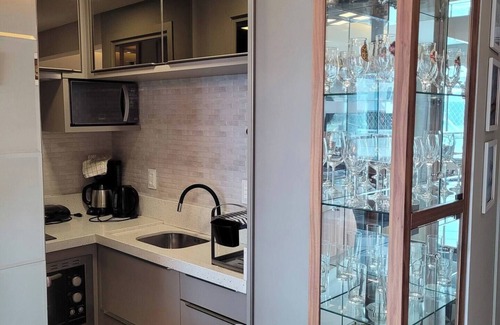 Pioneiros Apartamento | Beachfront flat with parking 1515