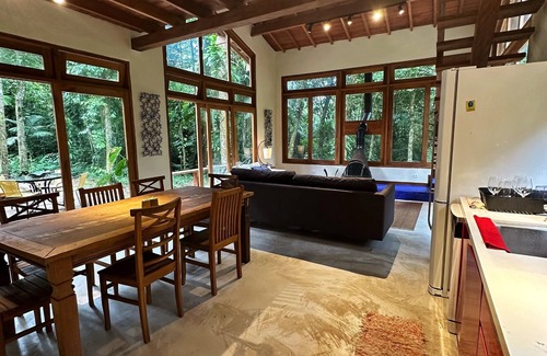 Camburi Casa | Waters Corner House