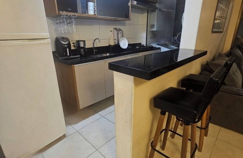 Recreio dos Bandeirantes Apartamento | Apartment with large outdoor area to gather friends and family, close to the beach