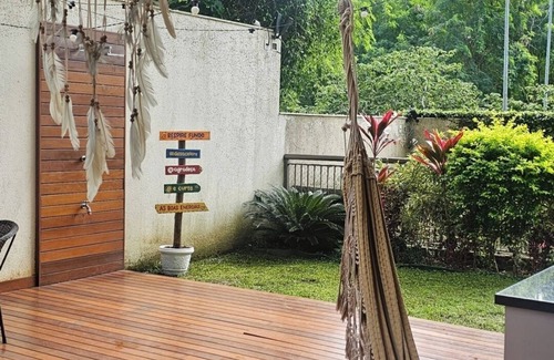 Recreio dos Bandeirantes Apartamento | Apartment with large outdoor area to gather friends and family, close to the beach