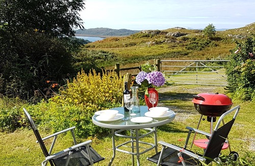 Mallaig Casa | Bracara Cottage con impresionantes vistas del lago Morar.
