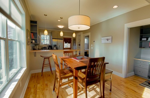 Brevard Casa | Bracken Bungalow - Cozy retreat a short stroll from downtown Brevard