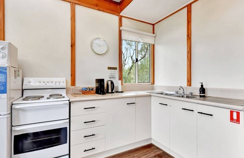 Rothbury Cabaña | Bracken Ridge Vineyard - The Chetwynd - Villa 4