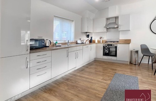 Wokingham Casa | Bracknell - Maisonette, Parking, 2Bed