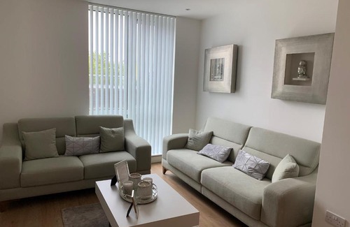 Bracknell Apartamento | Bracknell - Stunning 1 bedroom Flat with Spectacular Views