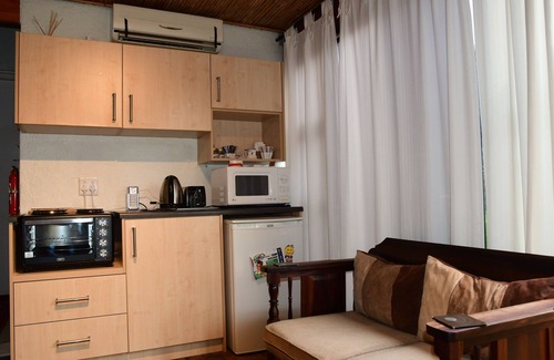 Pinelands Apartamento | Bradclin House