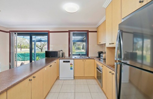 Braddon Casa | CONVENIENCIA CENTRAL DE BRADDON