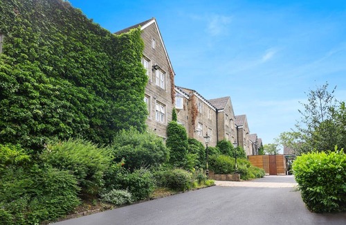 Bradford Apartamento | Bradford|Bridal Suite