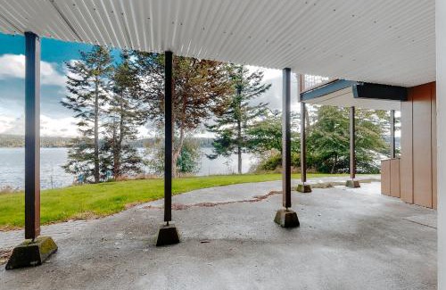 Freeland Casa | Bradley Beach Getaway -Entire home