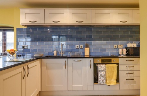 Exmoor National Park Cabaña | BRADLEY STABLES, pet friendly, character holiday cottage in Withypool