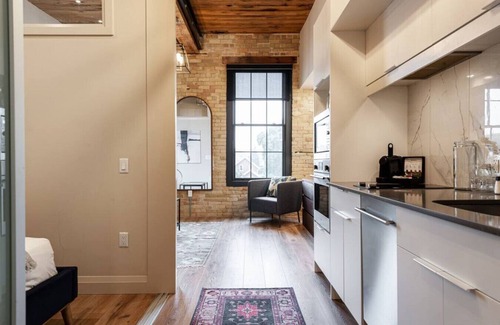 Stratford Apartamento | Bradshaw Lofts: Sundara Mahal