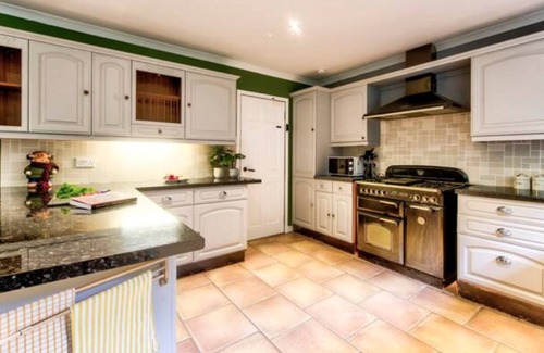 Arrochar Cabaña | BraemoratBraeside - sleeps 12 guests in 4 bedrooms