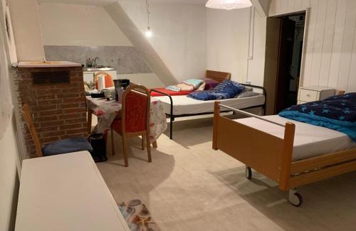 Erkeln Apartamento | Brakel Monteue- Ferin Zimmer 1