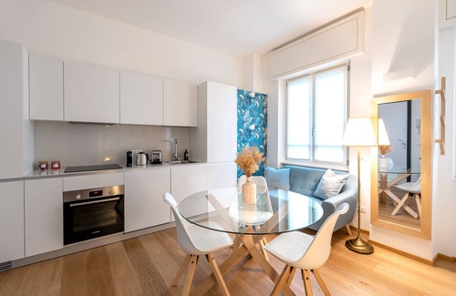 Porta Tenaglia Apartamento | Bramante Design Suite | A few steps from Duomo