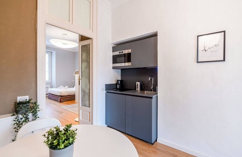 Chinatown Casa | Bramante Luxury Apartments by InnStay
