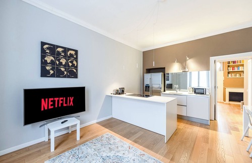 Chinatown Casa | Bramante Luxury Apartments by InnStay
