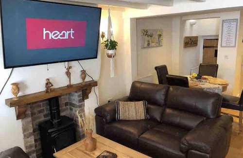 Bridgnorth Cabaña | Bramble Cottage With Free Parking
