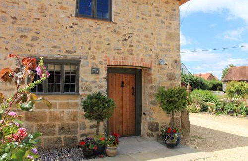 Horton Casa | Bramley Cottage at Stepps House