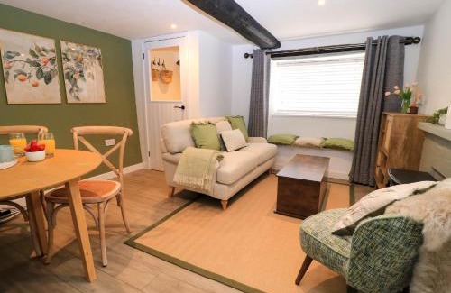 Chedworth Casa | Bramley Cottage