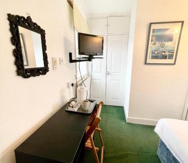 Frampton Casa | Bramley House