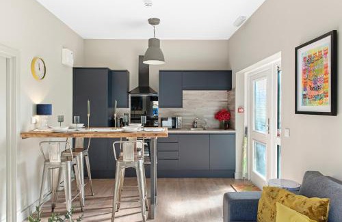 Clifton Casa | Brand New 1-Bed Flat With Free Parking
