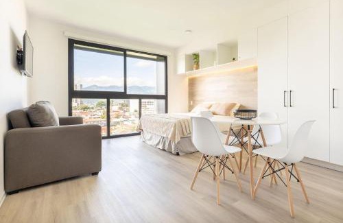 Barrio Escalante Apartamento | Brand new 1 bed loft with spectacular city view
