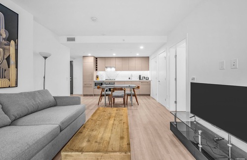 New Westminster Apartamento | Brand New 1B+1B Condo/New West