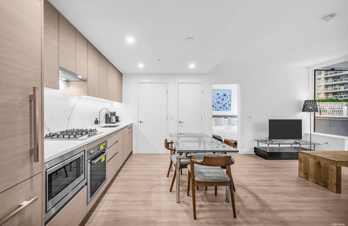 New Westminster Apartamento | Brand New 1B+1B Condo/New West