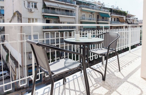 Pangrati Apartamento | Brand New 2 Bd Apt in Pagrati w Balcony