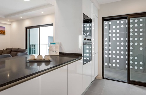 Olhao Apartamento | Brand New 2 BDR Flat W/Rooftop Pool by LovelyStay