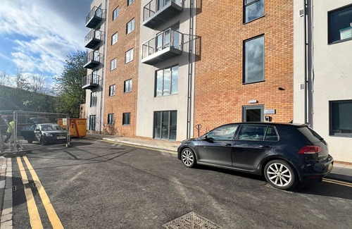Luton Apartamento | Brand New 2 Bed, 2 Bath Apartment in Luton 11