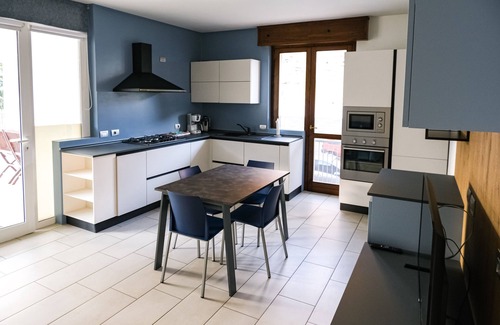 Endine Gaiano Apartamento | Brand New 2-bed Apartment With Patio